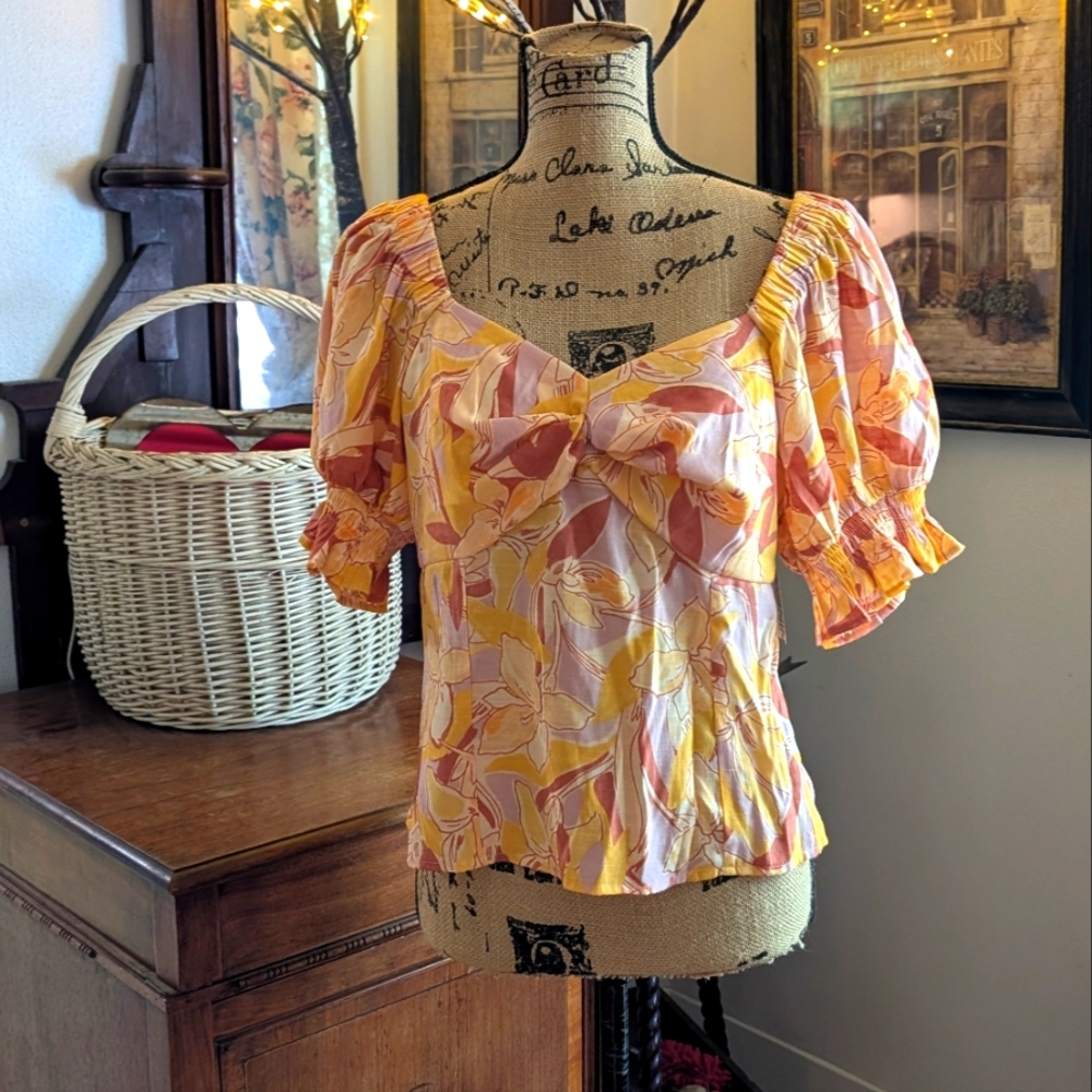 Floral Puff Sleeve Top